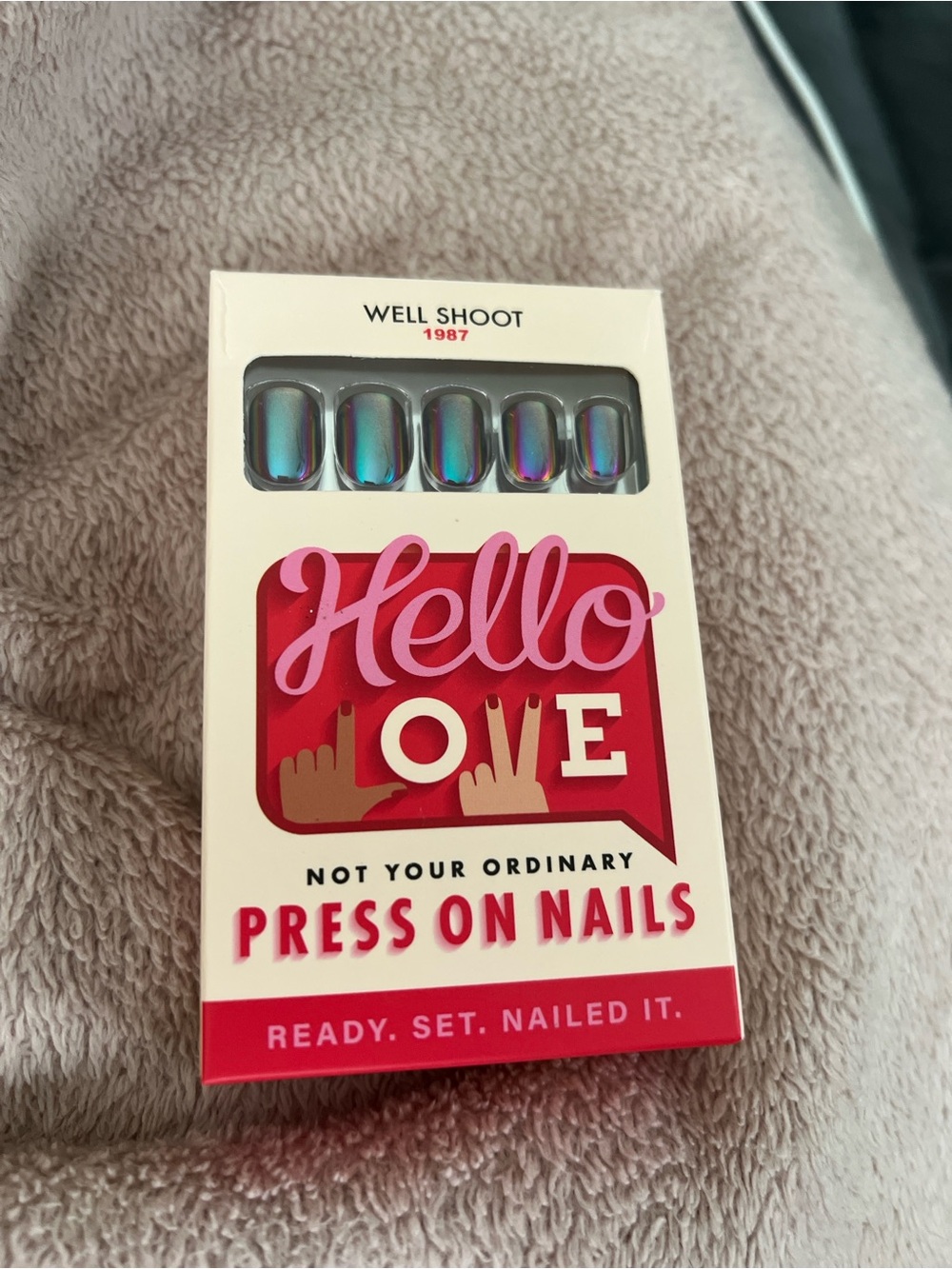 Hello Love Well Shoot nail set NIB